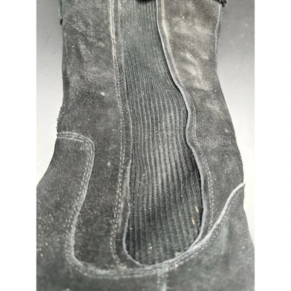 The Unbranded Brand suede knee